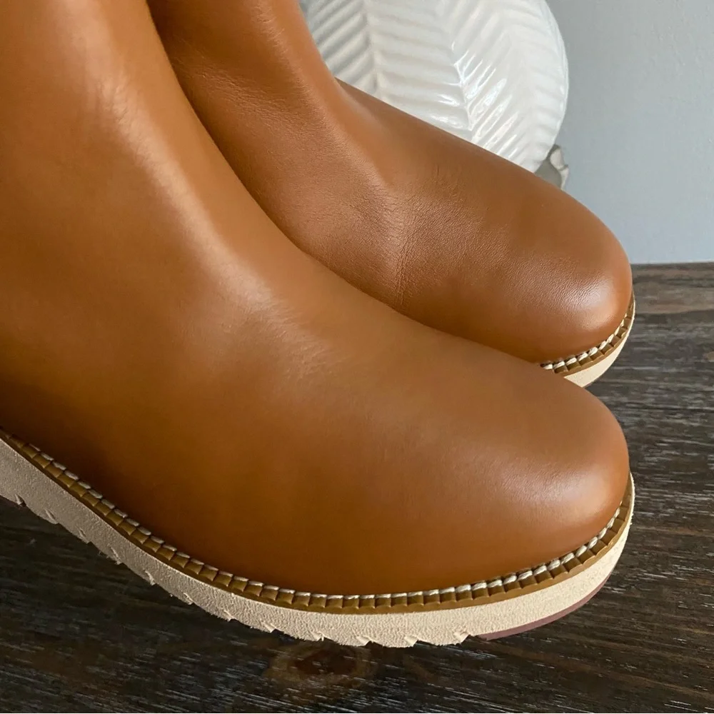 Cole Haan Zerogrand‎ City Wedge Waterproof Ankle Chelsea Boots Booties 9B Tan